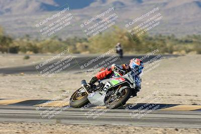 media/Dec-07-2025-CVMA (Sun) [[3e7d2de5dc]]/Race 18-Formula Twins-Formula 40 UL/